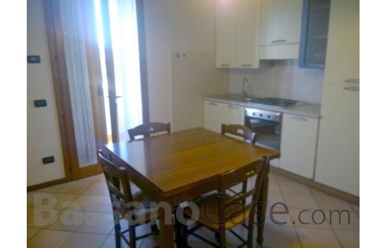 GRAZIOSO MINI APPARTAMENTO IN AFFITTO A SAN GIACOMO - Foto 3 di 7