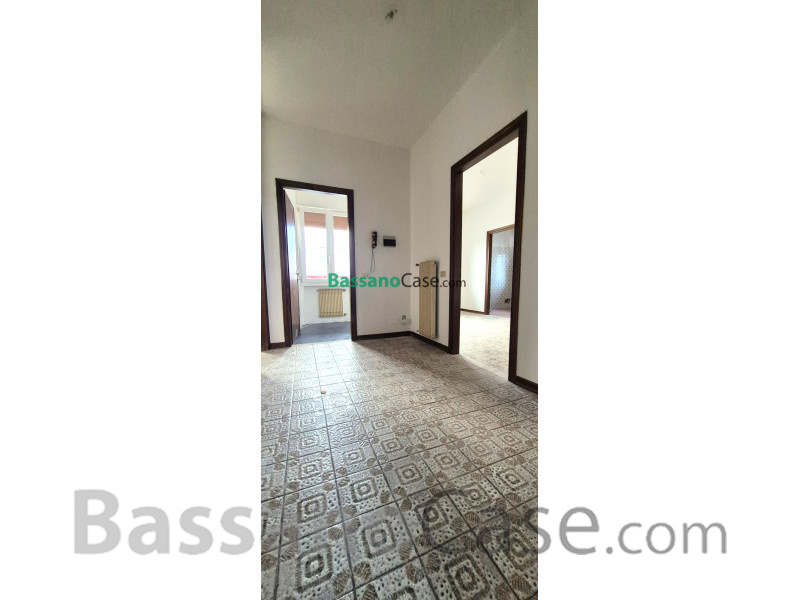 INDIPENDENZA TOTALE SPAZI GENEROSI E ZERO SPESE CONDOMINIALI - Foto 8 di 21