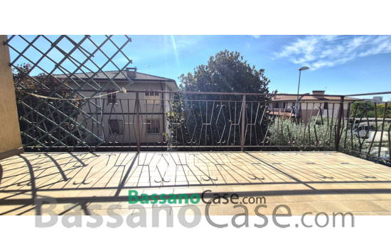 INDIPENDENZA TOTALE SPAZI GENEROSI E ZERO SPESE CONDOMINIALI - Foto 3 di 21