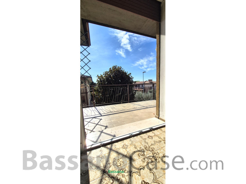 INDIPENDENZA TOTALE SPAZI GENEROSI E ZERO SPESE CONDOMINIALI - Foto 2 di 21