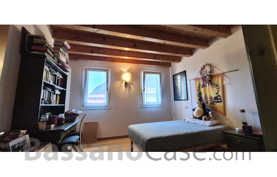 PORZIONE DI CASA IN AFFITTO NELLA VALBRENTA VICINO A BASSANO DEL GRAPPA - Foto 4 di 12