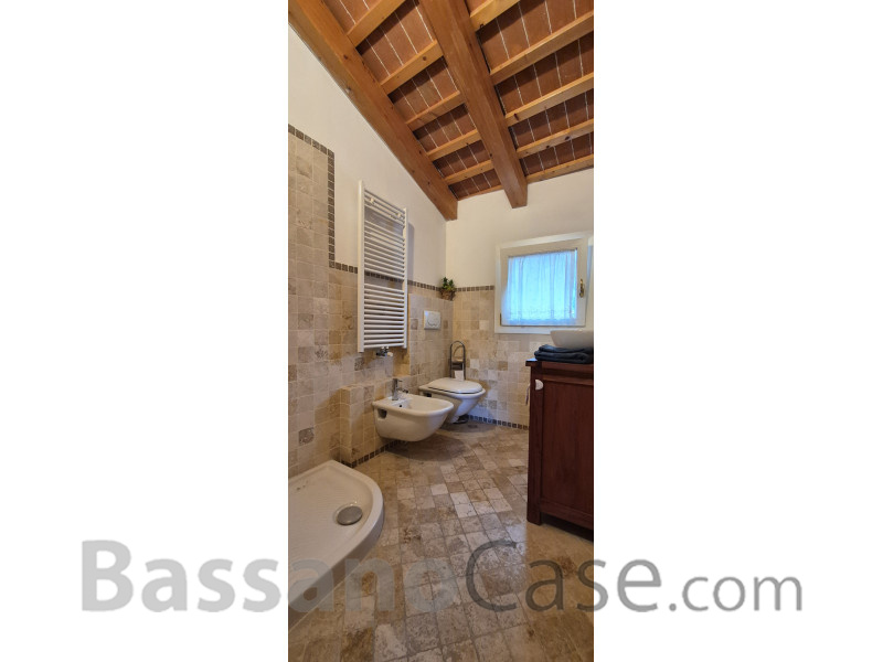 PORZIONE DI CASA IN AFFITTO NELLA VALBRENTA VICINO A BASSANO DEL GRAPPA - Foto 12 di 12