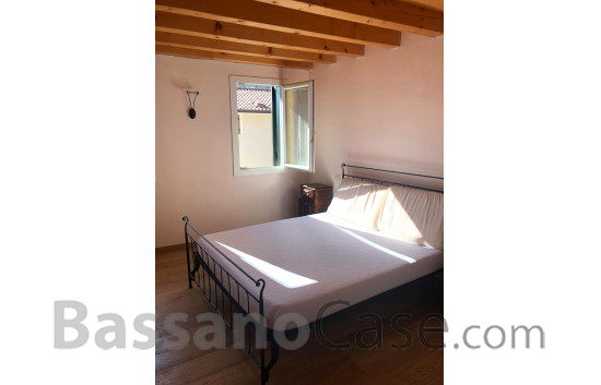 PORZIONE DI CASA IN AFFITTO NELLA VALBRENTA VICINO A BASSANO DEL GRAPPA - Foto 8 di 12