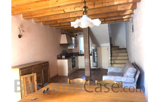 PORZIONE DI CASA IN AFFITTO NELLA VALBRENTA VICINO A BASSANO DEL GRAPPA - Foto 1 di 12