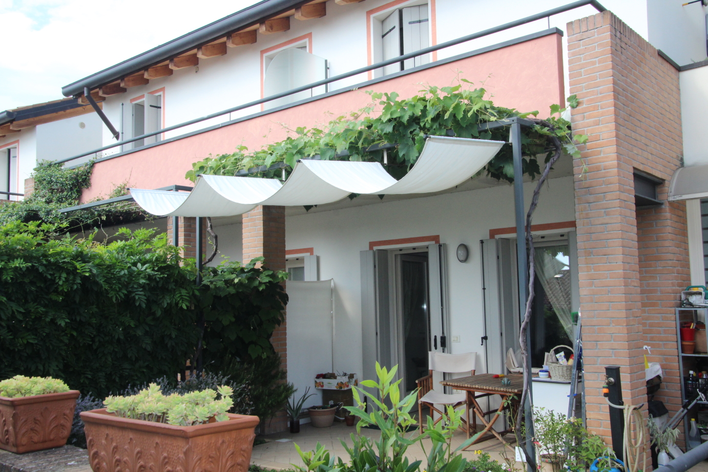 PORZIONE DI VILLETTA IN VENDITA A BASSANO DEL GRAPPA - Foto 0 di 15 PORZIONE DI VILLETTA IN VENDITA A BASSANO DEL GRAPPA - Foto 0 di 15