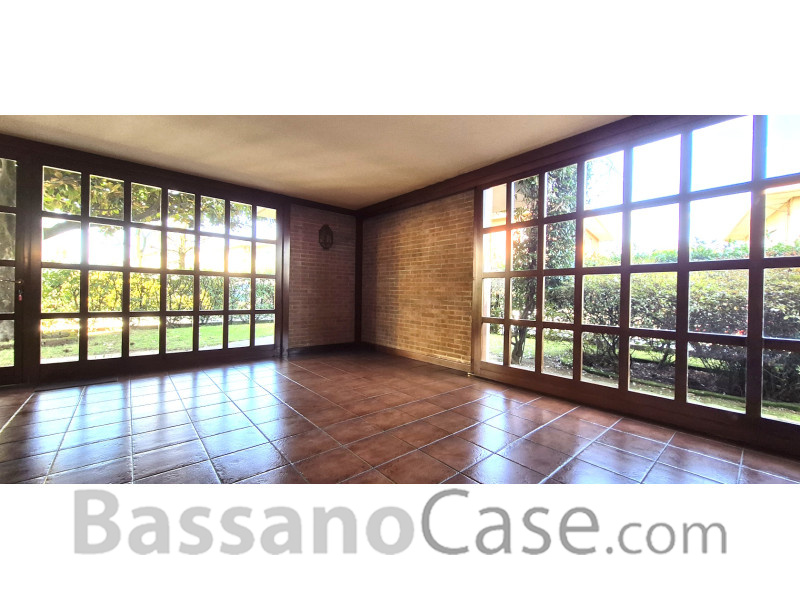 VILLA BIFAMILIARE COMPLETAMENTE INDIPENDENTE IN VENDITA A BASSANO DEL GRAPPA - Foto 17 di 22