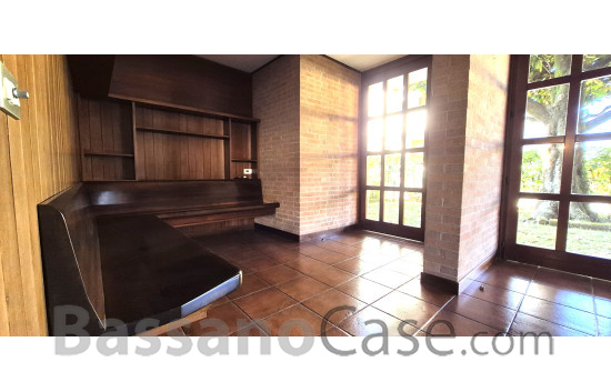 VILLA BIFAMILIARE COMPLETAMENTE INDIPENDENTE IN VENDITA A BASSANO DEL GRAPPA - Foto 18 di 22