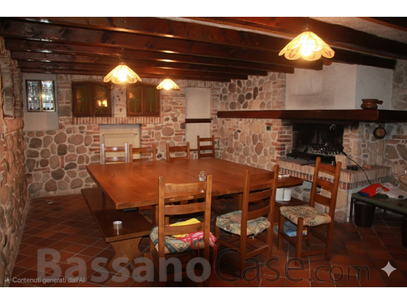 VILLA BIFAMILIARE DI DESIGN SVILUPPATA SU PIANI SFALSATI - Foto 7 di 9