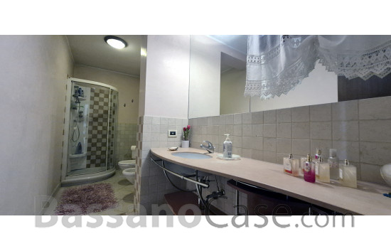 VILLA SINGOLA SVILUPPATA SU UN SINGOLO PIANO IN VENDITA NEI LIMITROFI DI BASSANO DEL GRAPPA - Foto 20 di 24