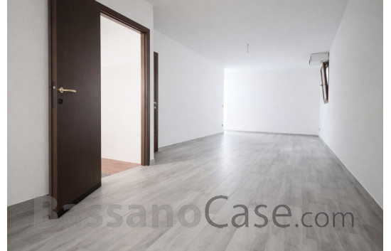 VILLINO A SCHIERA IN AFFITTO A BORSO DEL GRAPPA - Foto 8 di 9