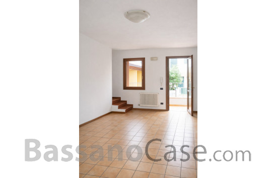 VILLINO A SCHIERA IN AFFITTO A BORSO DEL GRAPPA - Foto 1 di 9