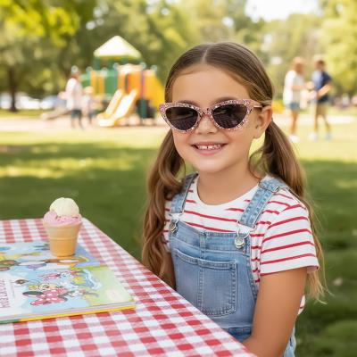 Conjunto de Beleza Óculos de Sol Minnie Mouse – Pack 12