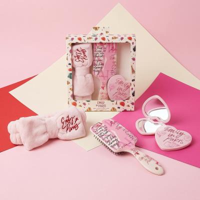 Conjunto de Cuidados Pessoais Emily in Paris – Pack 6