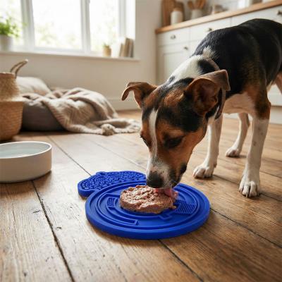 Alimentador de Silicone para Cães Real Madrid – Pack 4