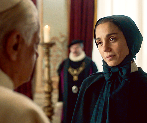 'Gewinne 2 von 10 Kinofreikarten für DIE GESANDTE DES PAPSTES. Ab 11.09. im Kino.' Teaserbild