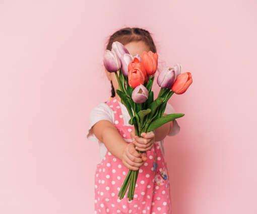 '🌸Unser Special zum Mutter- und Vatertag: Gewinne, die von Herzen kommen' Teaserbild