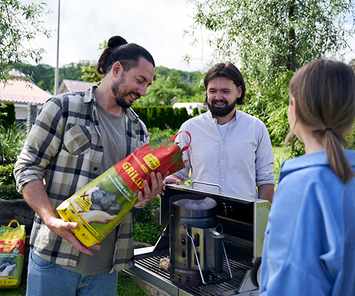'Gemeinsam genießen: Sichere dir dein Grillpaket und starte perfekt in den Sommer!' Teaserbild