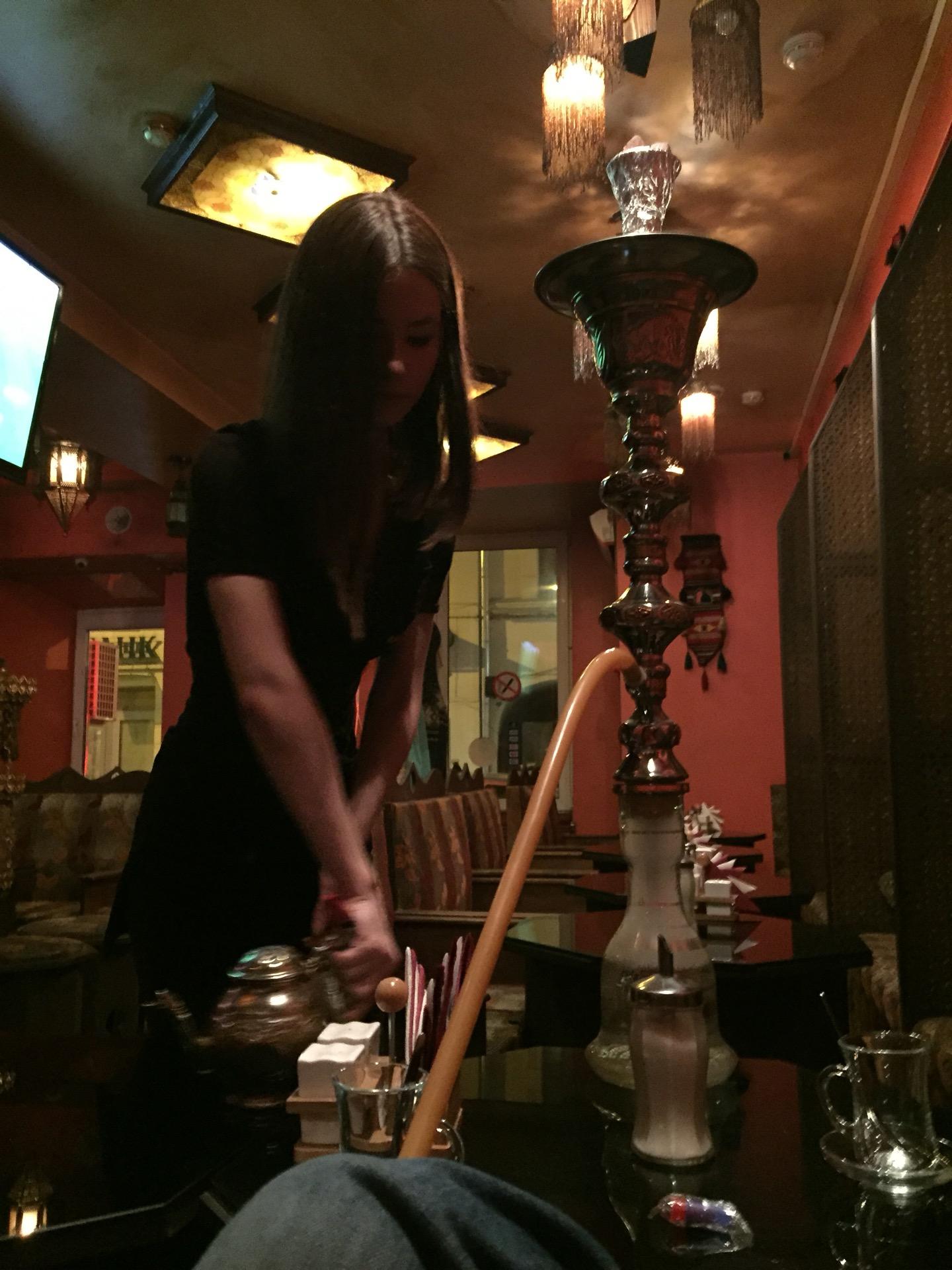 Мск кальян. Покурить кальян недорого. Кальян москва. Кальянная рич ярославль. Кальян и россияне.