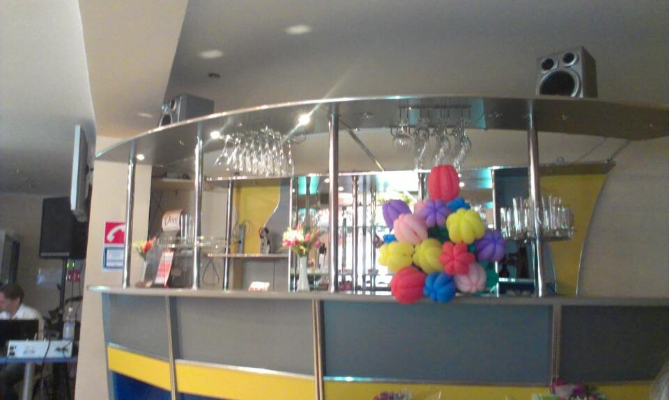 Ресторан брянск фокинский. Боярские дворики брянск толмачево. Кафе чача брянск. Боярский дворик ресторан. Мариам кафе брянск.