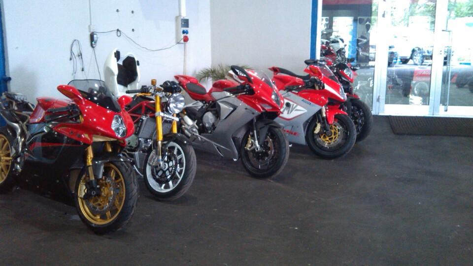 компания мототехника. компания мототехника. компания мототехника. берёзовский привоз мототехника. российские компании мотоциклов.