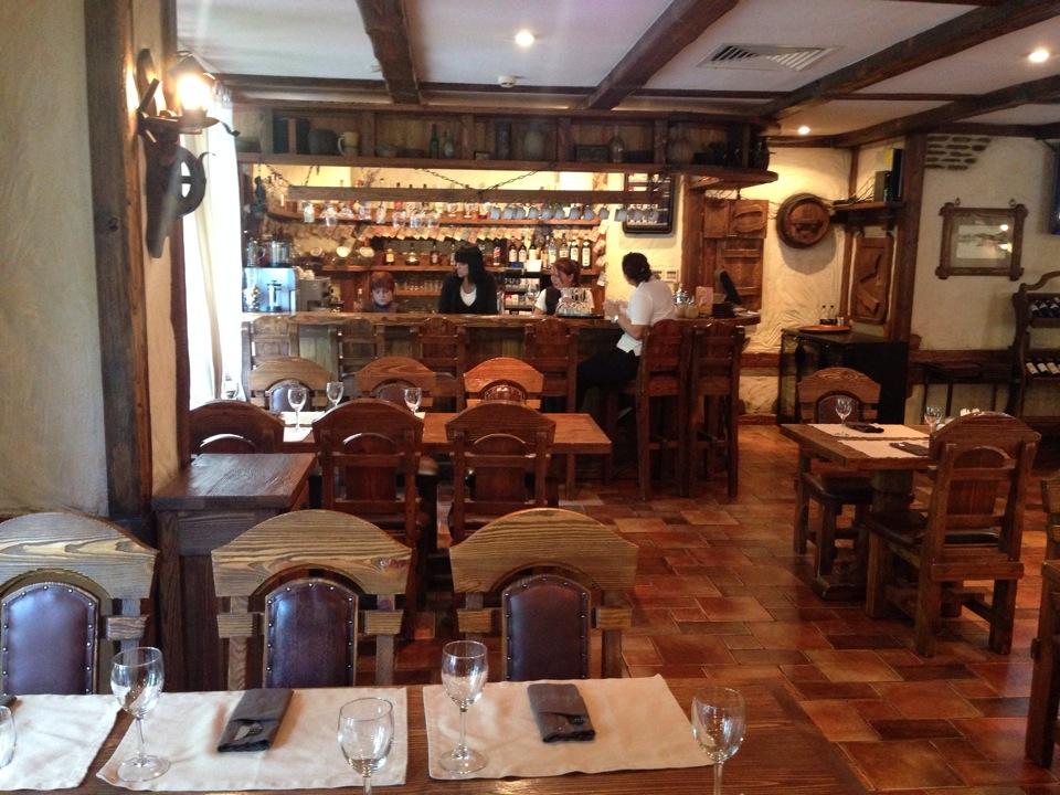 Ресторан лагуна батуми. Ресторан старый батуми щукинская. Старый батуми ресторан. Old batumi ресторан. Прохладный кабардино-балкария кафе старый батуми.