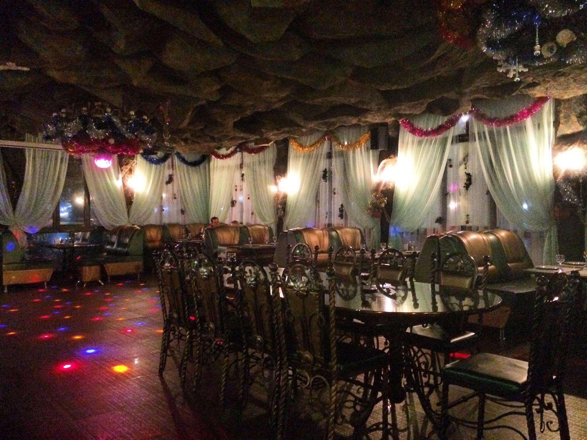 Шедевр кафе. Шедевр гарден ташкент меню. Ресторан грузинской кухни белгород кацо. Чайхана шедевр. Ресторан шедевр джизак.