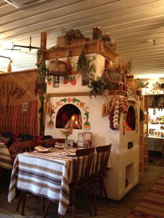 Корчма тарас бульба моховая. Тарас бульба моховая 8. Корчма тарас бульба. Корчма тарас бульба арбатская. Тарас бульба ресторан моховая.