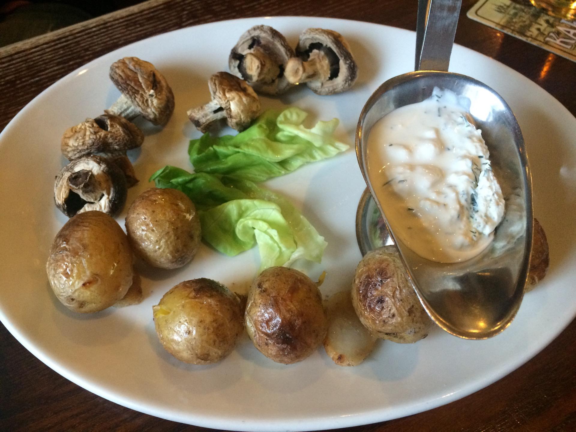 беш. шеш беш еда. шеш беш череповец. шашлык из бараньей корейки. беш плюс.