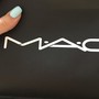 Салон косметики Mac