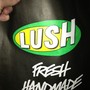 фото Магазин косметики и парфюмерии Lush 2
