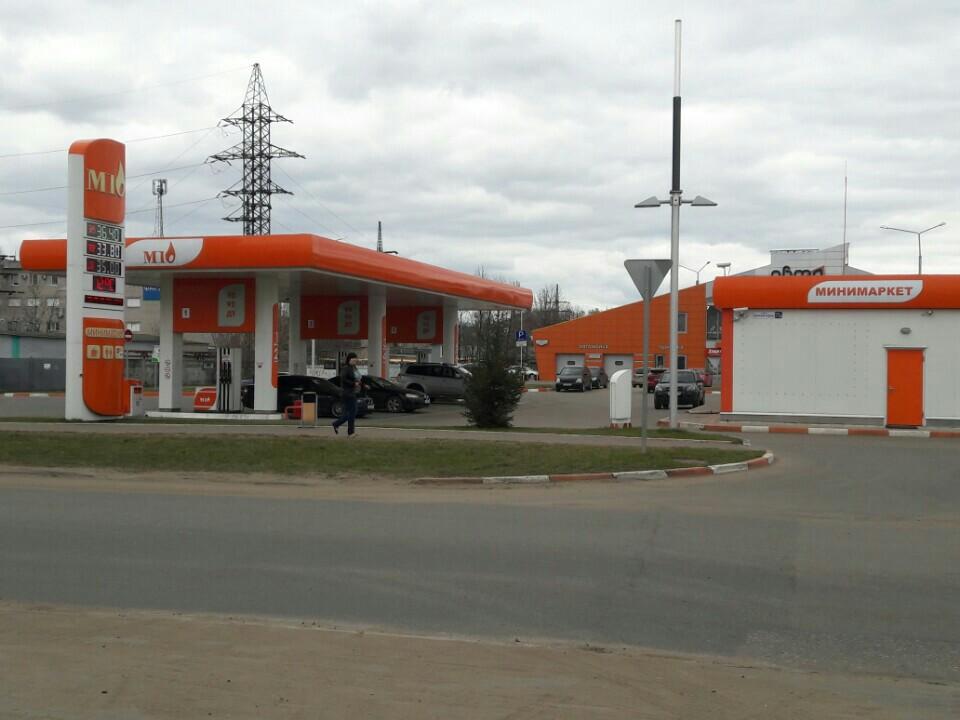 М12 заправки из москвы. Азс лукойл на трассе м11 санкт-петербург москва. М12 заправки из москвы. Очереди на заправках м12. Азс на м12.