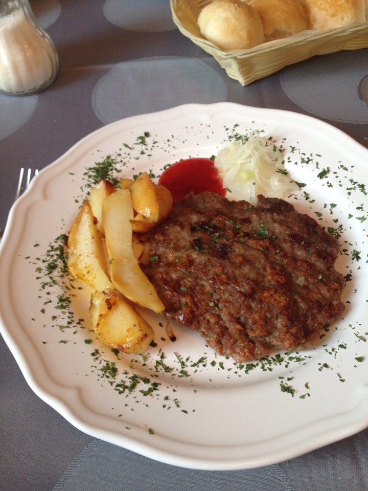 Photos at Prava pljeskavica Stari Grad Београд, Central Serbia