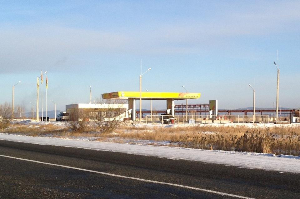 Роснефть чита. Азс кровля. Азс роснефть чита. Заправка роснефть. Заправка роснефть внутри.