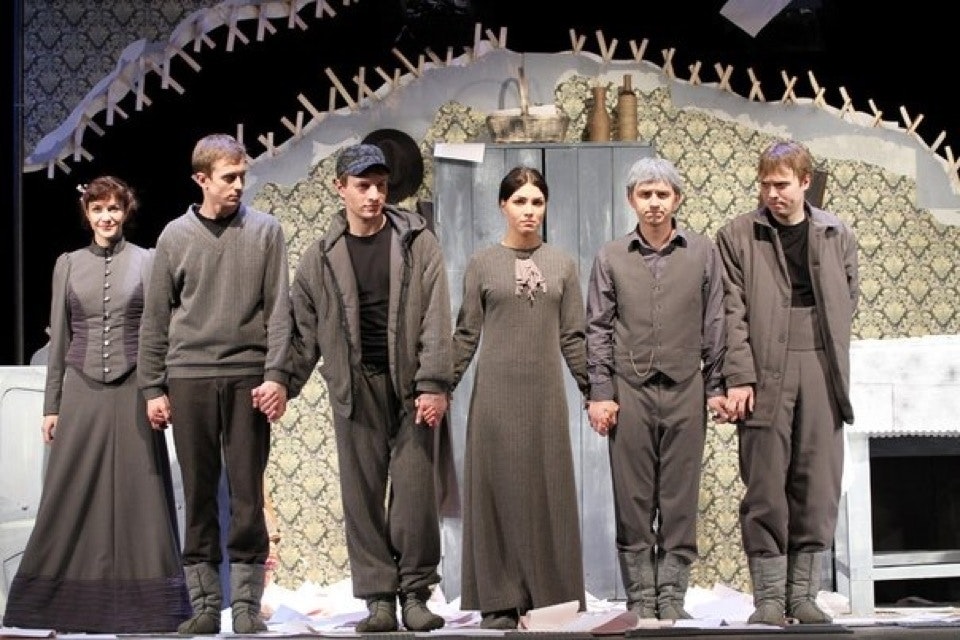 новосибирск улица ленина 24 первый театр. сайт первого театра новосибирск. сайт первого театра новосибирск. театральный новосибирск эмблема. забыть герострата спектакль молодежный театр.