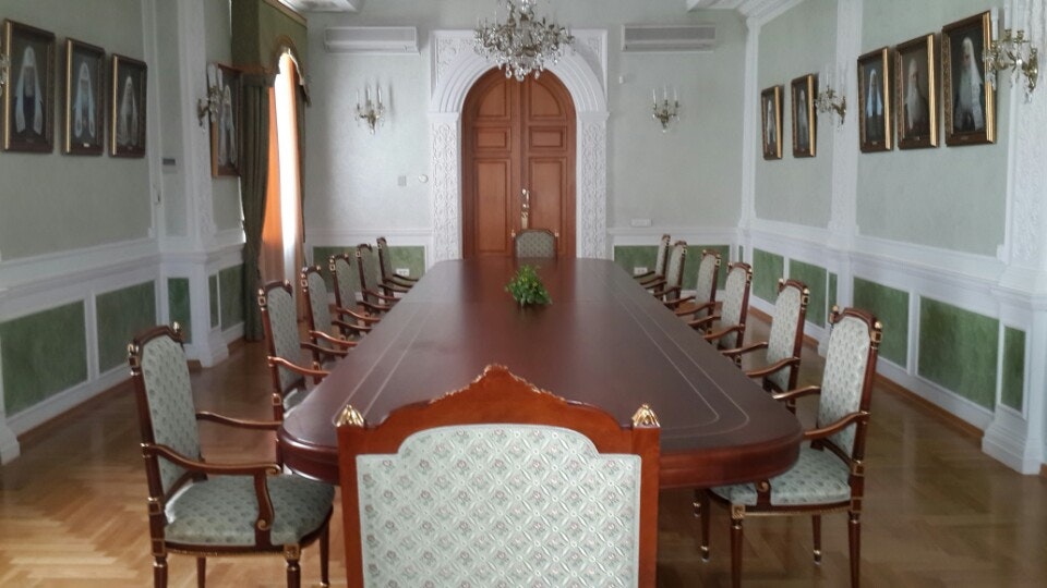 романовы в екб музеи. музей царской семьи казань. храм царской семьи в екатеринбурге. экспонаты музея царской семьи в екатеринбурге. музей святой царской семьи.