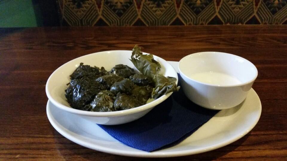 кафе шеш беш в костроме. шеш беш салат. шеш беш ярославль тарелка. мясное ассорти 00х300. шеш беш череповец.