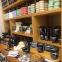 фото Магазин косметики ручной работы Lush 4
