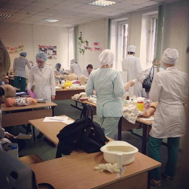 Челябинский медицинский колледж. Чмк колледж челябинск. Медицинский колледж челябинск после 9. Грозный чбмк преподаватель. Челябинский медицинский колледж корпус 3.