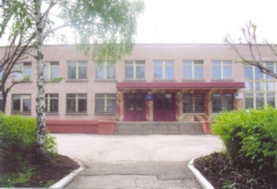 Школа 8 оренбург. Оренбург "школа 66" краснознаменная улица. Школа 39 оренбург. Школа 52 оренбург. 18 школа г оренбурга.