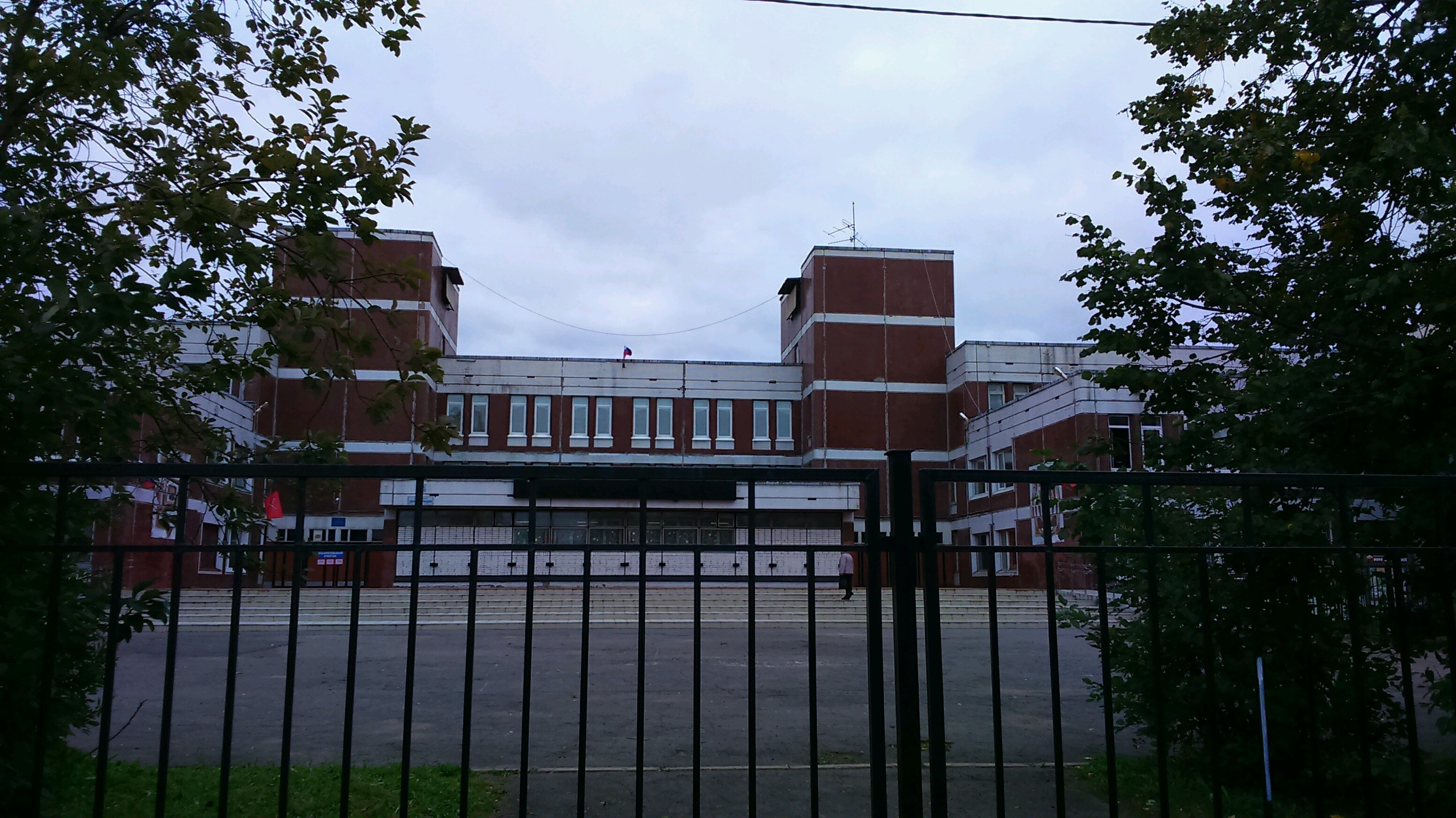 Гимназии санкт петербурга 664. Ударников, 17, корп. Гимназия 664 санкт-петербург проспект ударников. Гимназия 664 спб. Гимназии санкт петербурга 664.