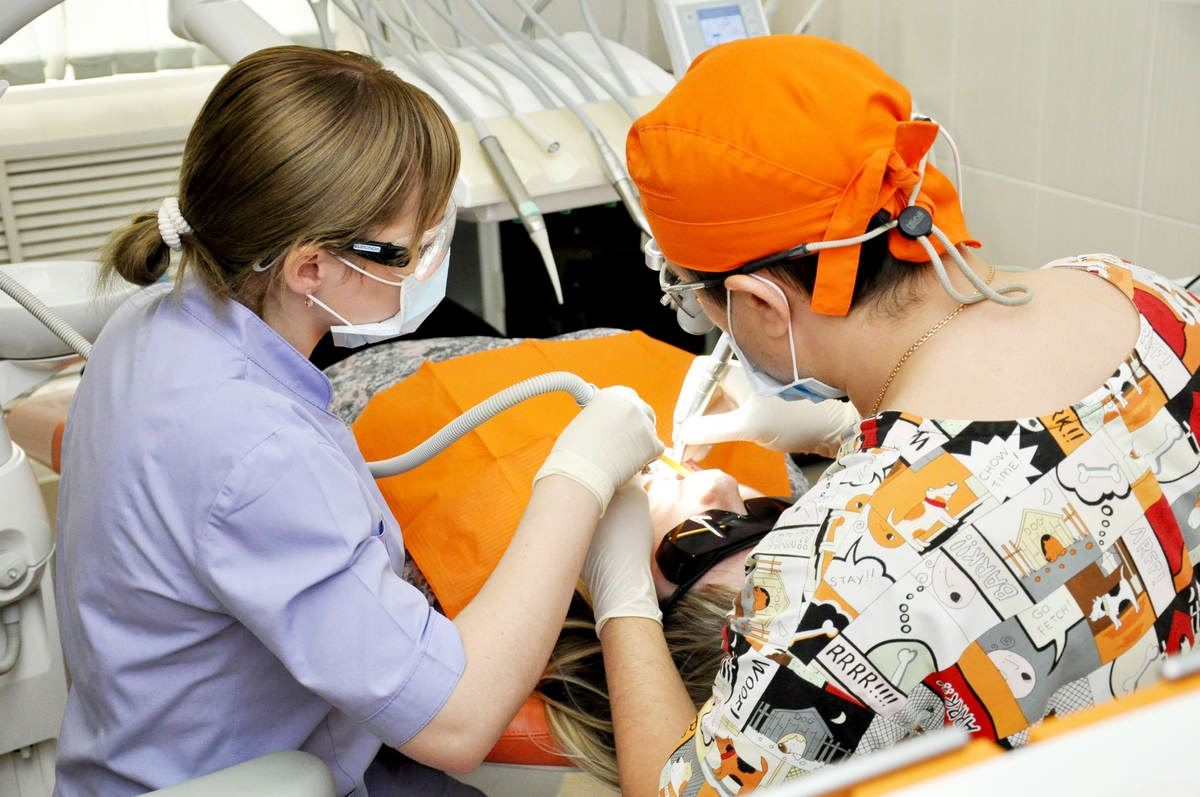 Профессиональная гигиена полости рта. Лечить зубы краснодар. Профессиональная гигиена полости. Сайт стоматологии. Сайт стоматологии.