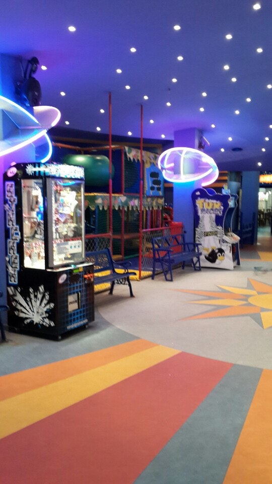 игровые луганск. радуга детская игровая комната сыктывкар. игровой компьютерный клуб. игровая комната. игровые комнаты луганск.