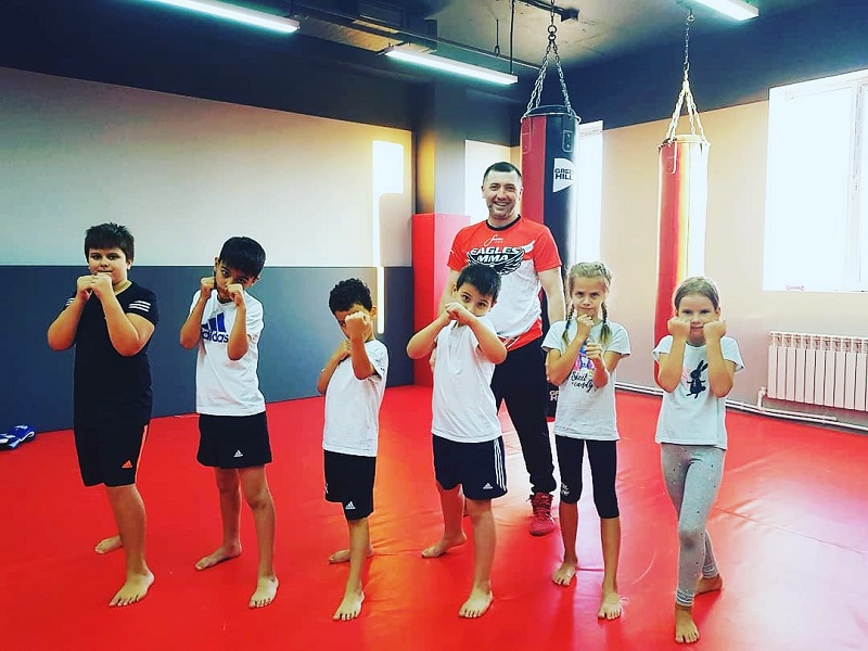 Единоборства бутово. Единоборства бутово. Бутово файт. Бутово файт школа единоборств. Клуб единоборств бутово.