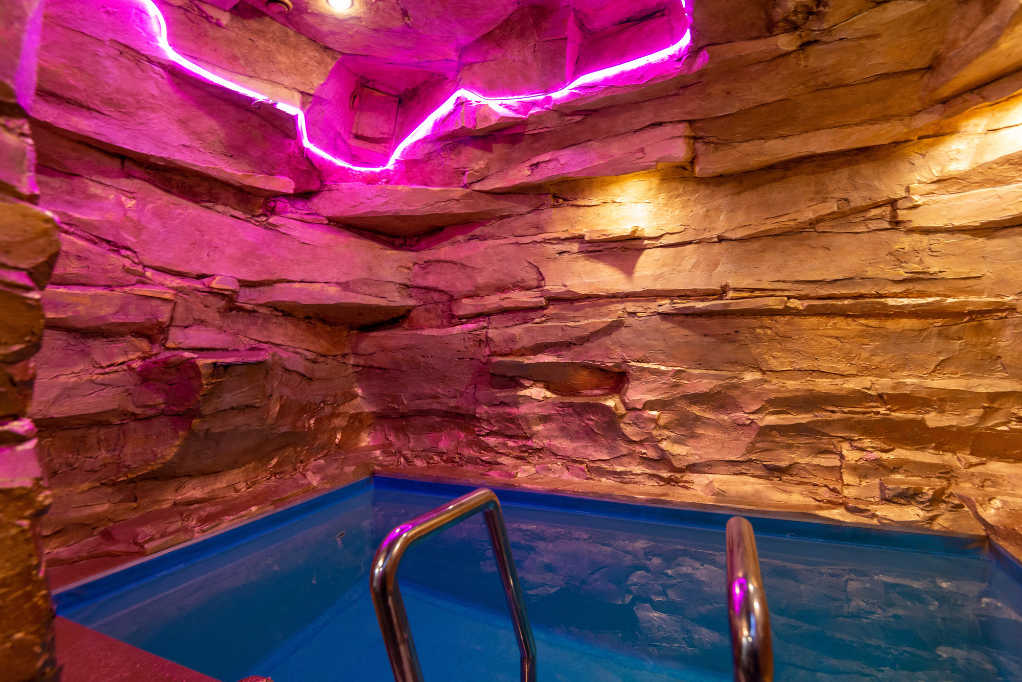 фортуна киров. сауна фортуна киров. сауна фортуна киров. мопра 102 киров сауна. баня киров мопра.