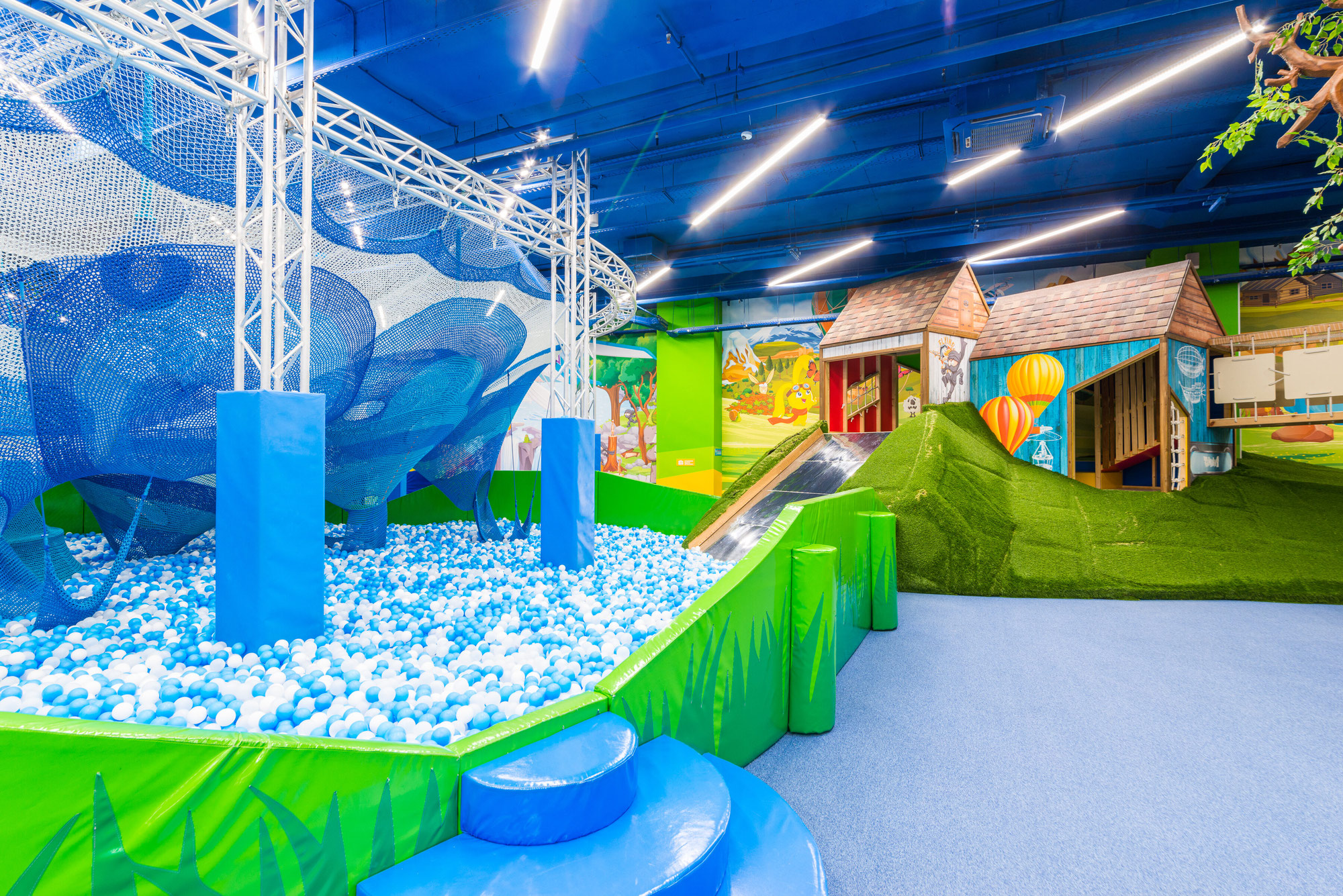 Zamania европолис. Зоомания рио. Замания тц рио севастопольский. Москва святоозёрская улица 1а zамания. Торговый центр косино парк замания.