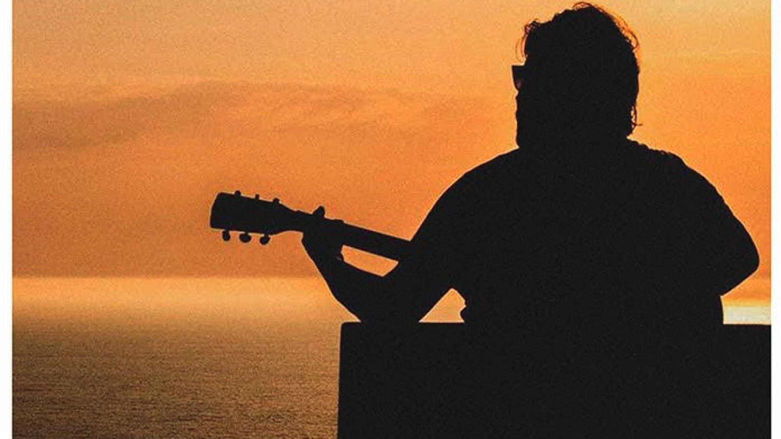 Rubén Nasville Arrastra al Oyente a "Finisterre" con su Nuevo Single