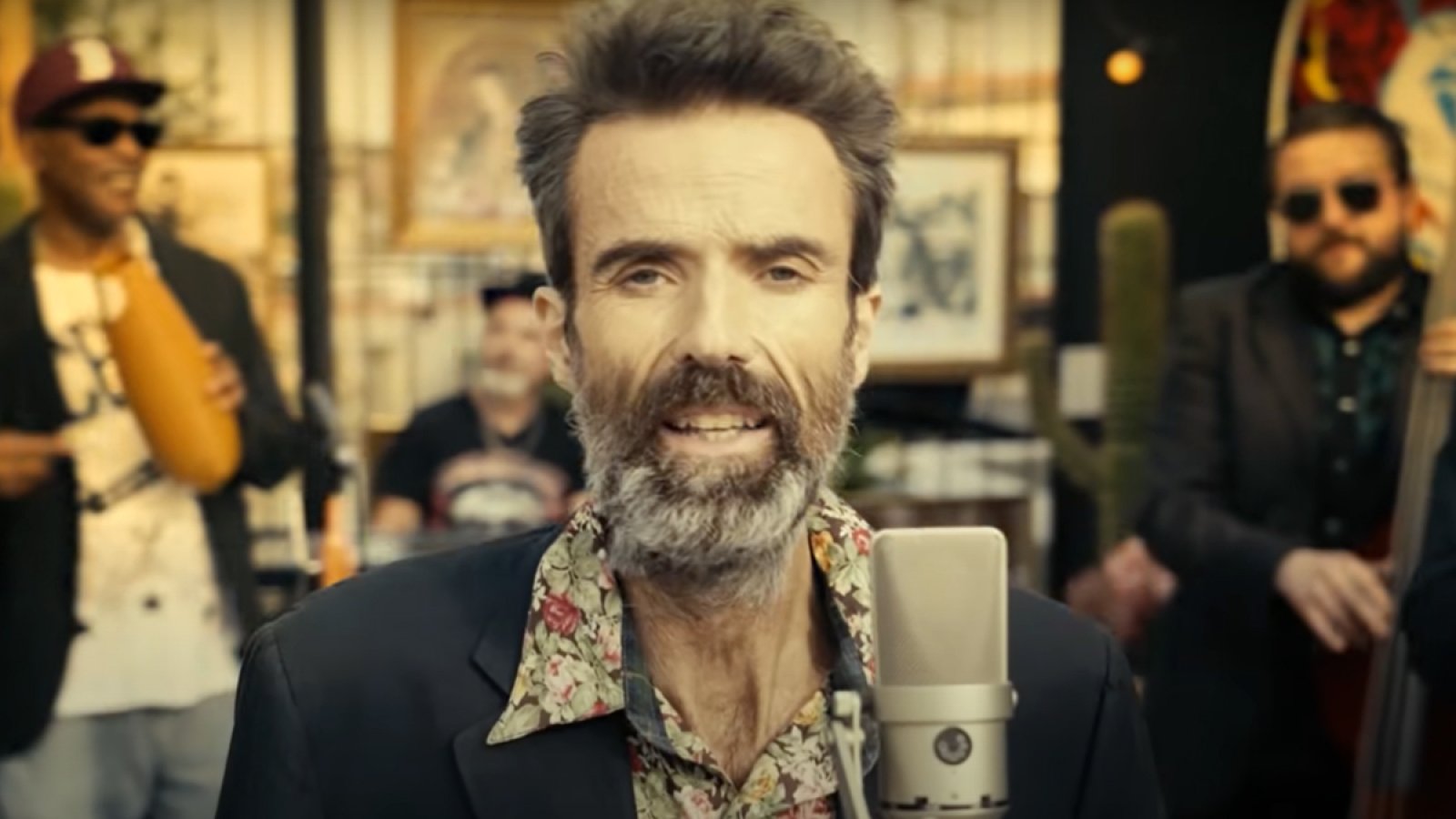 Vivir es Urgente: Un Homenaje a Pau Donés, el Poeta del Optimismo Total