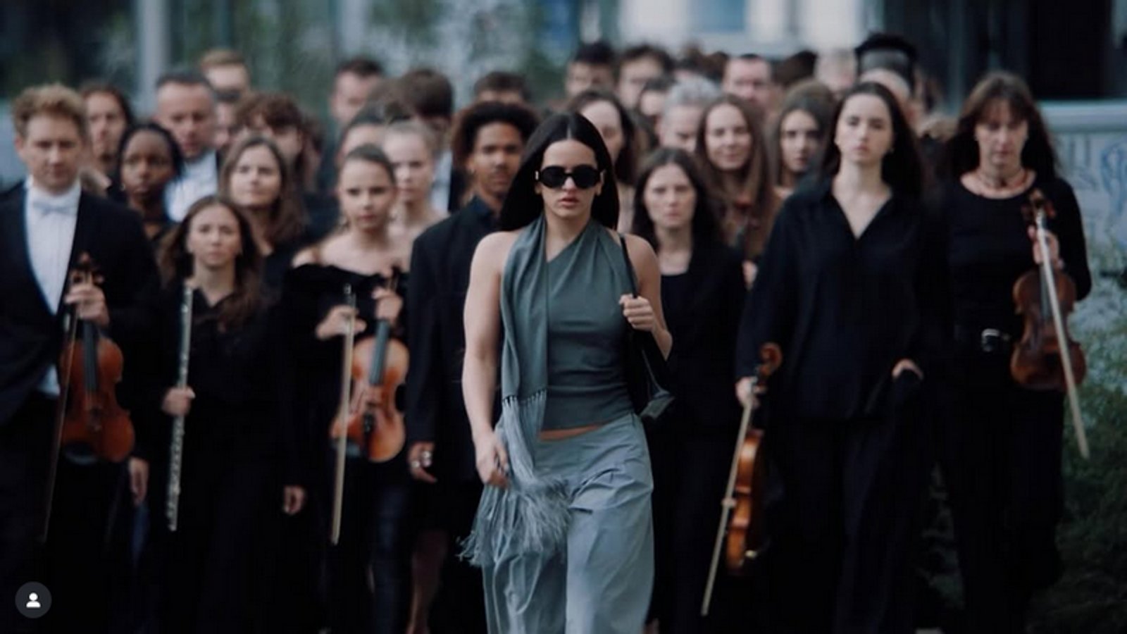 El Viaje Místico y Contradictorio de Rosalía a Través de 'Blancanieves' y la Fe