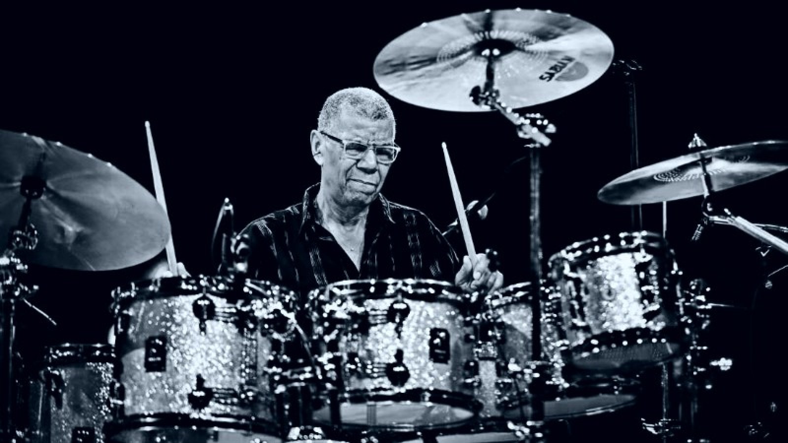 Jack DeJohnette (1942-2025): Se Apaga el Ritmo Inigualable del Maestro del Jazz Global