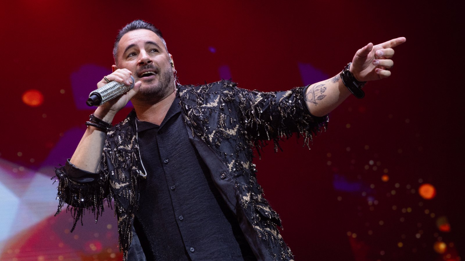 Andy Debuta en Solitario con "Marioneta" y Anuncia Gira 2026